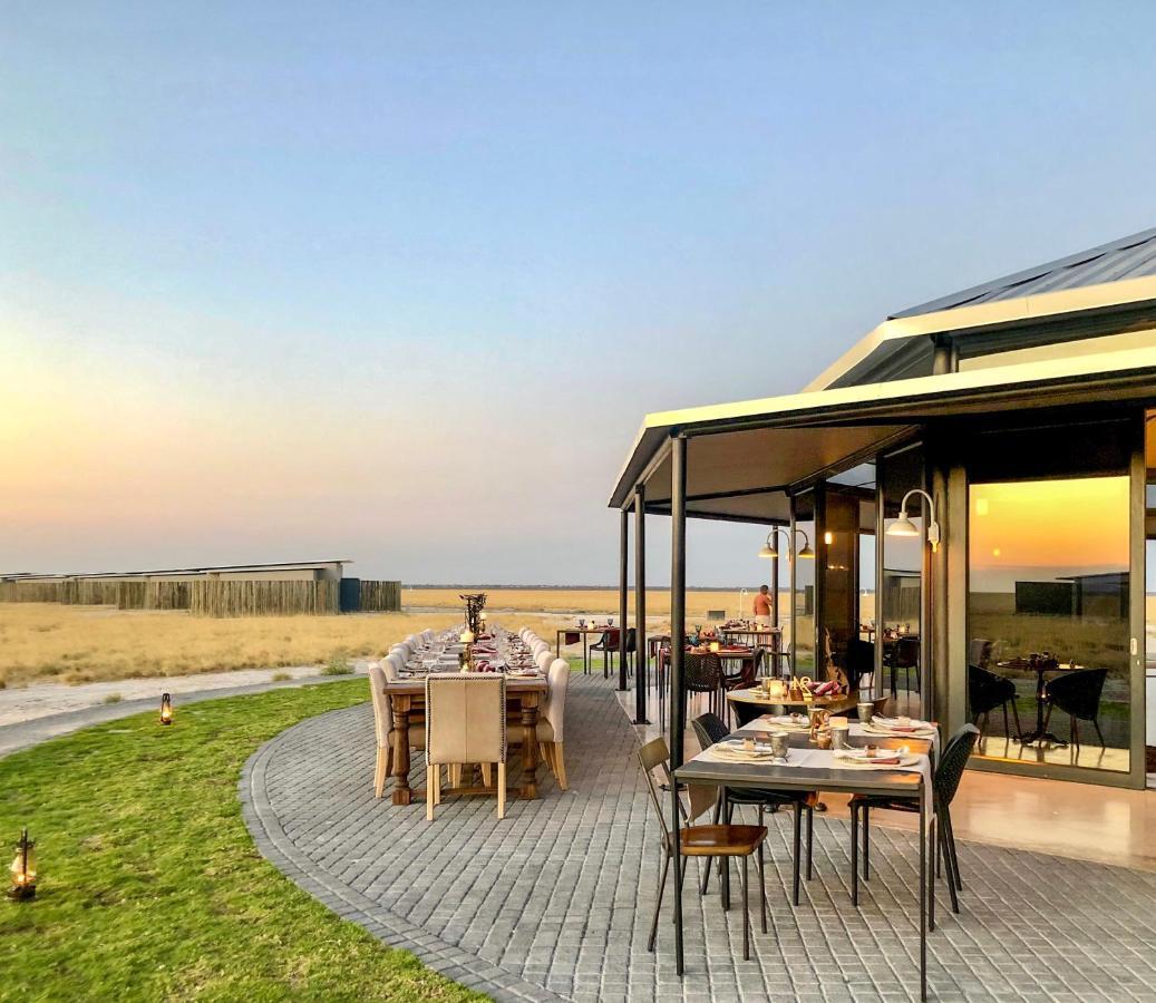 Etosha King Nehale Villa Omuthiya Екстериор снимка